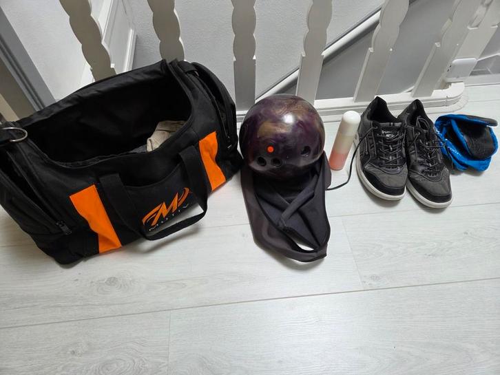 Compleet Bowling Set - Bal, Schoenen, Tas!, Sport en Fitness, Bowlen, Bal, Ophalen