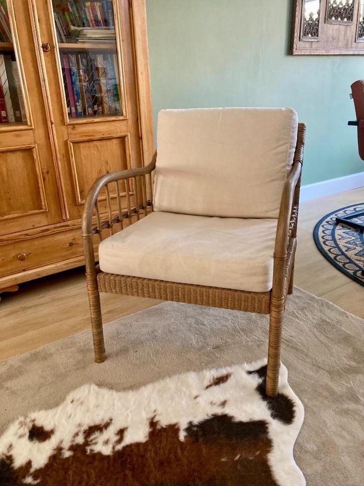 Ikea rotan stoel Holmsta, Huis en Inrichting, Fauteuils, Zo goed als nieuw, Hout, Riet of Rotan, Stof, Overige materialen, 50 tot 75 cm