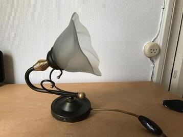 Wandlampje beschikbaar voor biedingen