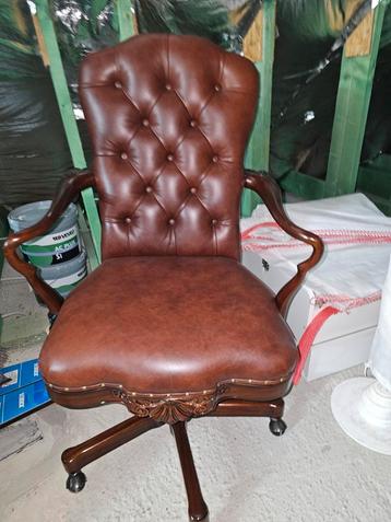 Barok bureau stoel beschikbaar voor biedingen