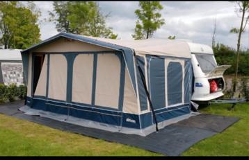 Inaca Mirage 300 voortent met uitbouw (keuken/s beschikbaar voor biedingen