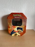 Pokémon Trading Card Game tin Typhlosion, Hobby en Vrije tijd, Verzamelkaartspellen | Pokémon, Ophalen of Verzenden, Zo goed als nieuw