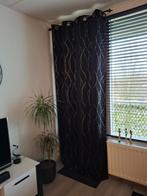 2 stuks verduisterende gordijnen  zwart met zilverkleurig pa, Ophalen, 100 tot 150 cm, 200 cm of meer, Zwart