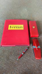 Ferrari pen en boek Ferrari, Overige merken, Balpen, Met doosje, Ophalen of Verzenden