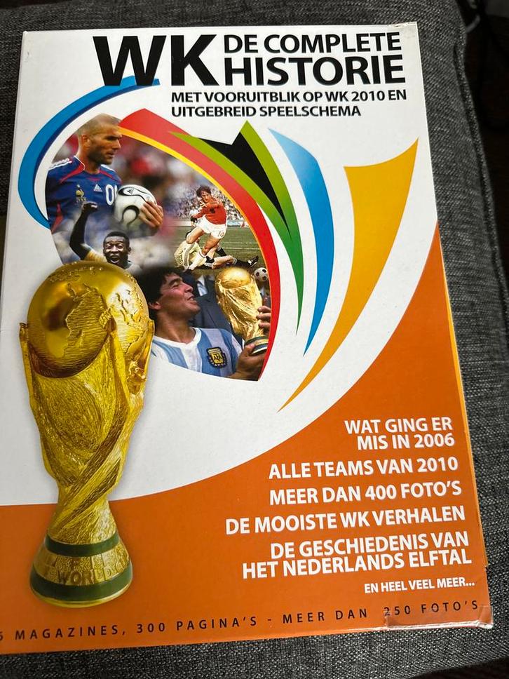 WK Voetbal Boeken - Geschiedenis en Momenten, Boeken, Sportboeken, Gelezen, Balsport, Ophalen of Verzenden