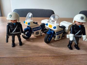 Playmobil 2 politiemannen op de motor beschikbaar voor biedingen