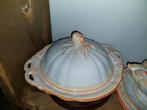KOOPJE Petrus Regout servies, wit met zalm oranje., Antiek en Kunst, Ophalen