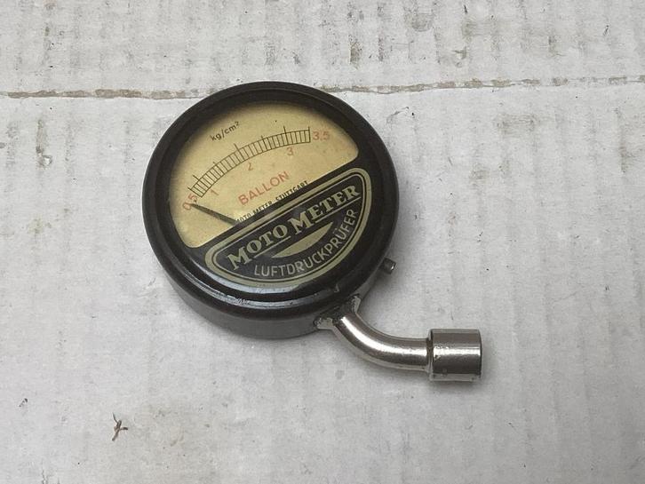 Antieke Bakelieten Bandenspanningsmeter, Auto diversen, Autogereedschap, Gebruikt, Ophalen