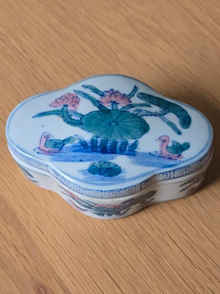 Antiek Chinees sieradendoosje bijouteriedoosje sieradendoos, Antiek en Kunst, Antiek | Porselein, Ophalen of Verzenden