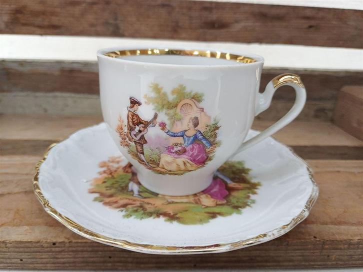 Mitterteich Bavaria porseleinen kop en schotel 39894, Huis en Inrichting, Keuken | Servies, Gebruikt, Kop(pen) en/of Schotel(s)