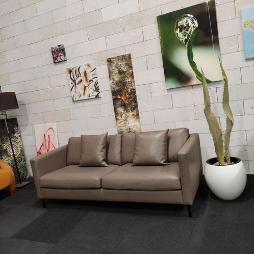 Nette bank | 195x90 | Blom | Leer | Bankstel | Sofa | Couch, Huis en Inrichting, Banken | Bankstellen, Zo goed als nieuw, Rechte bank