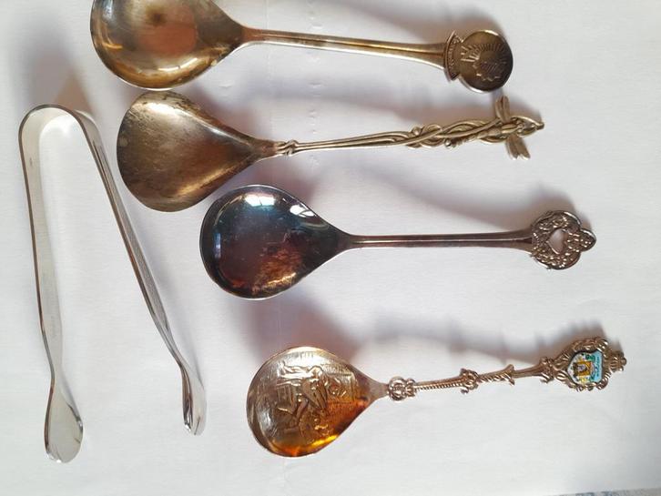 Suikerschep zonnebloem, logo, libelle, bloemenkrans, Houthem, Antiek en Kunst, Antiek | Bestek, Ophalen of Verzenden