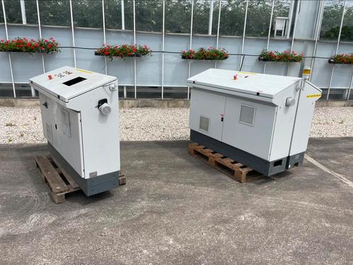 3 legrand lessenaar schakelkasten met componenten rittal, Hobby en Vrije tijd, Elektronica-componenten, Zo goed als nieuw, Ophalen of Verzenden