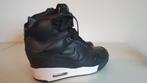 Nike air revolution sky high maat 38 sleehak, Kleding | Dames, Schoenen, Ophalen of Verzenden, Gedragen, Sneakers of Gympen