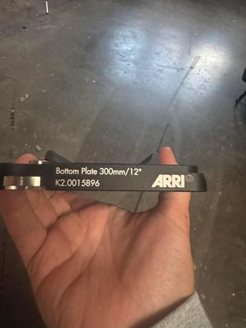 ARRI Bottom Dovetail Plate 300mm/12" beschikbaar voor biedingen