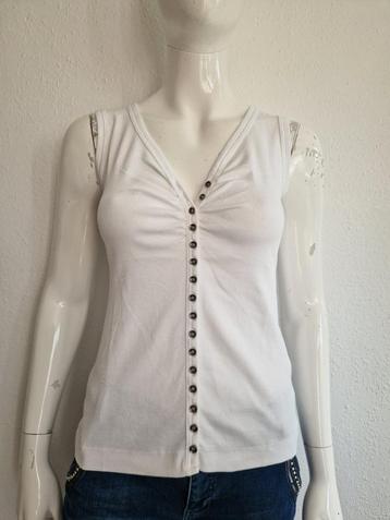 Marc Cain Sports top. Maat 3. Wit. beschikbaar voor biedingen