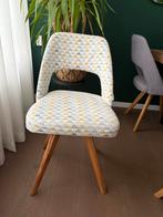 Stoelen voor eettafel 2 witte en 4 grey, Ophalen, Zo goed als nieuw, Wit