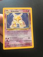Alakazam base set holo nm pokemon, Ophalen of Verzenden, Zo goed als nieuw, Losse kaart