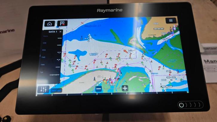 Raymarine Axiom 9 plotter., Watersport en Boten, Navigatiemiddelen en Scheepselektronica, Zo goed als nieuw, Kaartplotter of Fish Finder