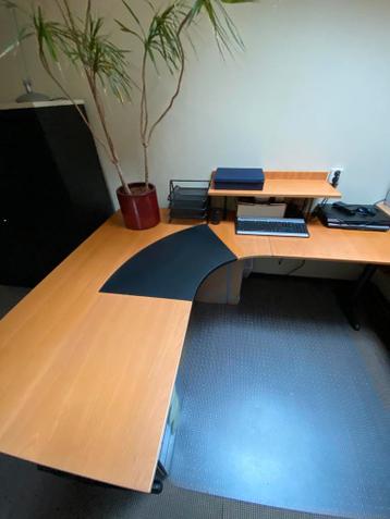 Ikea hoekbureau beukenkleur - afbeelding 1