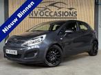 Kia Rio 1.2 CVVT Comfort Pack ECC/PARKEERSNSR/17"/SPORTIEF/A, Auto's, Kia, Euro 5, Gebruikt, Bedrijf, Handgeschakeld