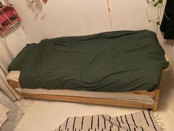 2 x 1 persoons stapelbare bedden met matrassen ikea utaker - afbeelding 1