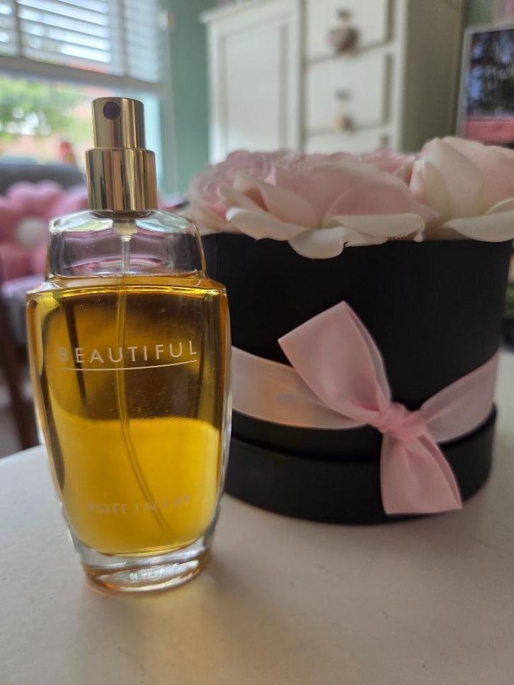 ESTEE LAUDER Beautiful 75 ml eau de parfum, Sieraden, Tassen en Uiterlijk, Uiterlijk | Parfum, Zo goed als nieuw, Ophalen of Verzenden