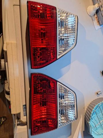 Nieuwe achterlichten golf 2  beschikbaar voor biedingen