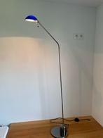 Vintage Vloerlamp met Blauw Glazen Kap, Huis en Inrichting, Lampen | Vloerlampen, Ophalen, Gebruikt, Glas, 150 tot 200 cm