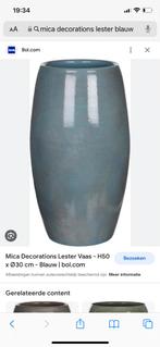 Twee hoge opgemaakte vazen met zijden bloemen, Ophalen, Overige kleuren, Minder dan 50 cm, Glas