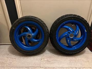 Gilera Runner 50cc velgen beschikbaar voor biedingen