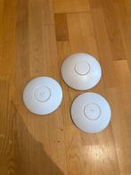 3x unifi AP, Computers en Software, Accesspoints, Ophalen of Verzenden, Zo goed als nieuw, Ubiquity UniFi