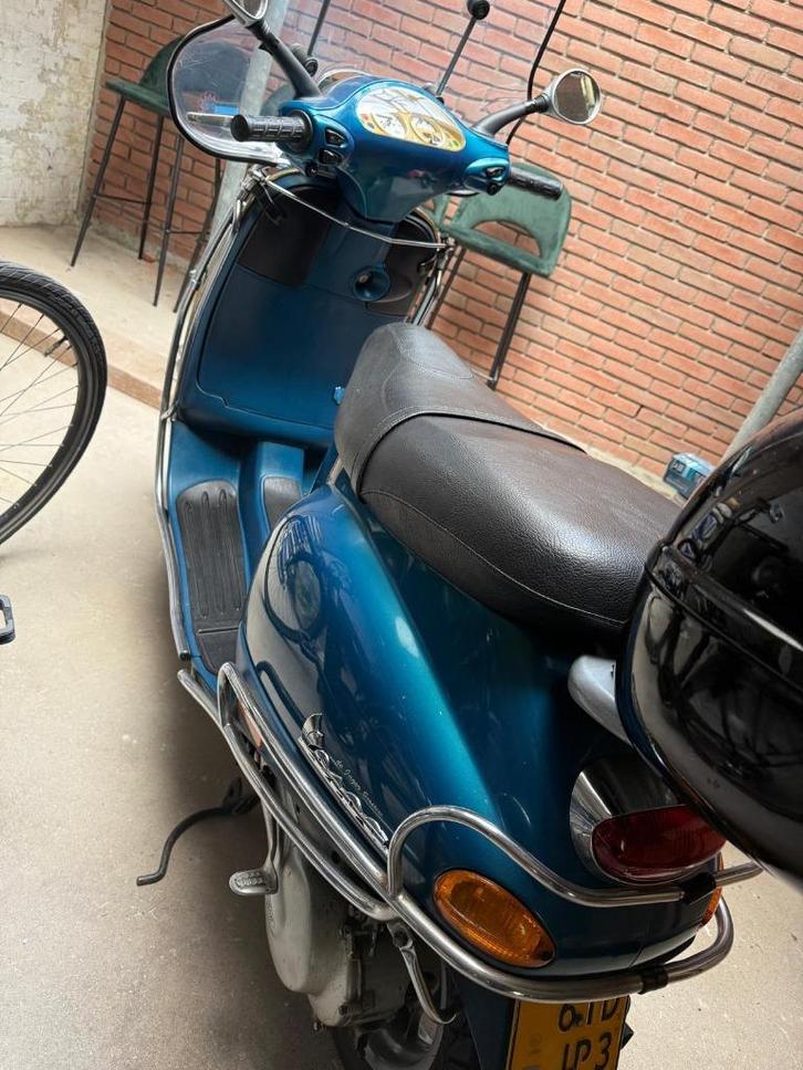 Mooie Vespa ET2 45 km/h ,chroom valbeugels, Piaggio koffer, Fietsen en Brommers, Brommers | Vespa, Gebruikt, Overige modellen