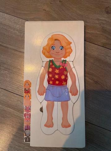 Houten Laagjes Puzzel - Meisje beschikbaar voor biedingen
