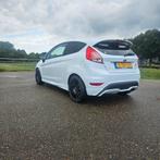 Ford Fiësta 1.6 Ecoboost 134KW/182PK 3D 2015 Wit, Voorwielaandrijving, 1596 cc, 1063 kg, 4 cilinders