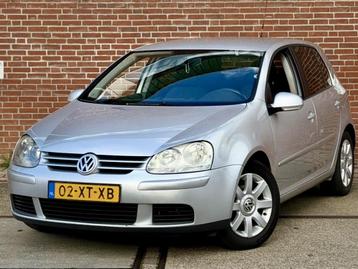 Volkswagen Golf 1.6 FSI Optive 3 |Clima |CruiseC |Nieuwe APK beschikbaar voor biedingen