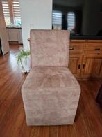 4 Eetkamerstoelen op Wieltjes - Comfortabel, Ophalen, Gebruikt, Bruin, Vier