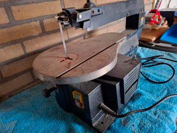 Figuurzaag beschikbaar voor biedingen