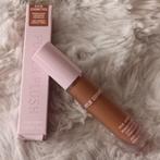 KYLIE JENNER power plush consealer...nieuw, Ophalen of Verzenden, Nieuw, Handen en Nagels