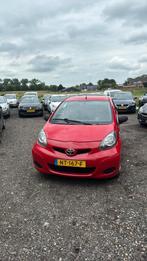 Toyota Aygo 1.0 12V Vvt-i 3DRS MMT 2009 Rood, Voorwielaandrijving, 4 stoelen, 68 pk, Bedrijf