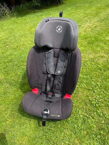 MaxiCosi Titan autostoel met isofix beschikbaar voor biedingen