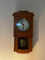 Antieke Wandklok met Slinger, Antiek en Kunst, Ophalen