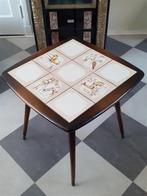 Hoektafel '50s ( Retro/Vintage/Design ), Huis en Inrichting, Ophalen, Gebruikt, 25 tot 50 cm, Vierkant