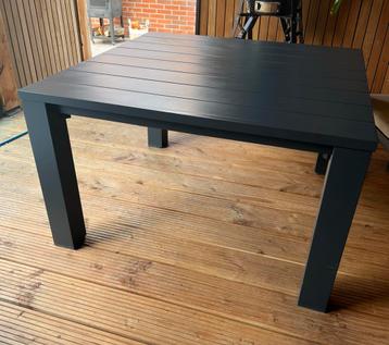 Garden impressions tuintafel beschikbaar voor biedingen
