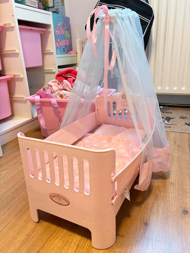 Baby Annabell Sweet Dreams Bedje - Poppenmeubel, Kinderen en Baby's, Speelgoed | Poppen, Zo goed als nieuw, Babypop, Ophalen of Verzenden