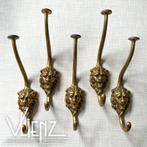 Vijf vintage messing kapstokhaken met leeuwenkop, Huis en Inrichting, Woonaccessoires | Kapstokken, Gebruikt, Wandhaken, -, -