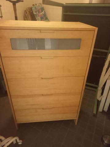 lingerie kast beschikbaar voor biedingen