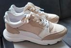 Maruti sneakers wit/beige maat 40, Kleding | Dames, Wit, Ophalen of Verzenden, Maruti, Sneakers of Gympen
