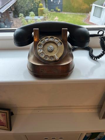 Vintage RTT-56 Telefoon beschikbaar voor biedingen