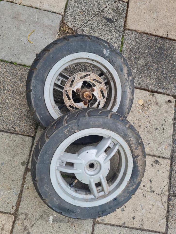 Peugeot Ludix Voor- en Achterwiel, Fietsen en Brommers, Brommeronderdelen | Scooters, Gebruikt, Peugeot, Overige typen, Ophalen of Verzenden